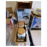 West Bend 12-42 cup coffee & canister set