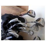 Golf bag w/ clubs