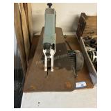 Delta 15in Scroll Saw