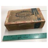 Vintage Winnebago Queen Cigar Box