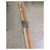 Vintage Skis