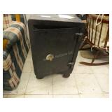Antique Safe on Wheels 20inx18inx29in