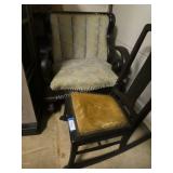 2 Rocking Chairs