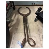 Large Tongs