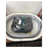 Extendable Hose and 2 Trays