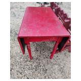 Drop leaf table