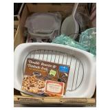 Corning ware & assorted kitchen wares