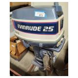 Evinrude 25 hp boat motor - turns over has