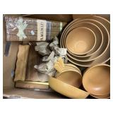 Ellingerï¿½s faux wood dishes