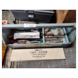 Tool tote with tools