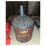 Painted metal oil funnel