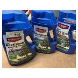 3 Jugs Tree & Shrub Protect & Feed