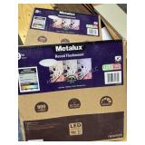 2 Round 9" Lights - Plastic