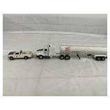 FS Semi with tanker and pickup