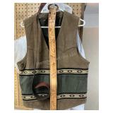 XXX Menï¿½s Western Leather Vest & Belts