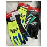 3 Pair Childï¿½s Gloves