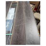 Style Selections Highbury Oak laminate 737sft