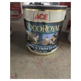 2 gallons siding and trim stain