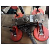 Glass lifter