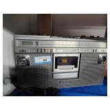 Quasar tape player