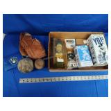 3 baseball bobbleheads, glove, wallet, balls
