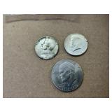 3 USA Coins - Kennedy Halves & Bicentennial Dollar