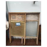 2 washboards
