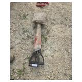 3 square nose shovels