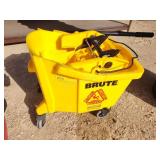 Mop bucket