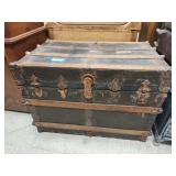 Trunk 36in w x 26in t