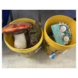 2 Buckets Yard Decor