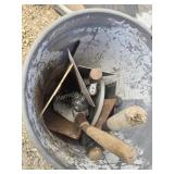 Concrete knives and trowels