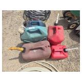 5 Plastic fuel cans
