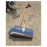 4 snow shovels