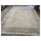 Very large room size area rug 284in x 198in