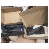 2 boxes boots