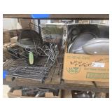 2 lots of bakeware