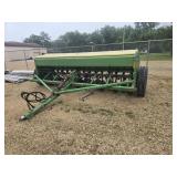 John Deere 8300 16 row seed planter