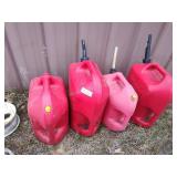 4 plastic gas cans