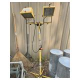 Halogen light fixture and stand