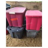 4 totes