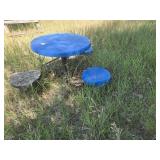 Kids spinning table