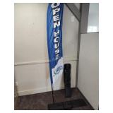 2 banner stakes