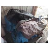 2 tarps
