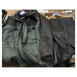 2 Pieces Stearns Dry Wear - size XL