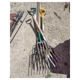 5 pitchforks