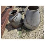 2 metal containers