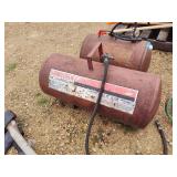 2 air tanks