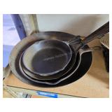 4 cast iron pans