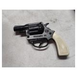 Volcanic 22 starter pistol made in Italy